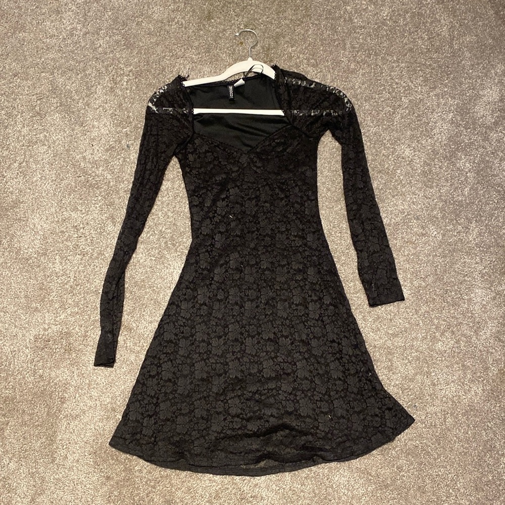 Black lace DIVIDED dress, size xs, extra small